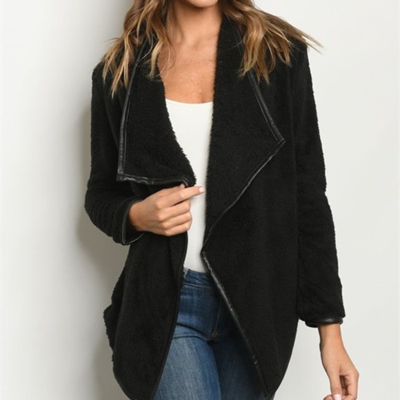 Trend Setter Diva Boutique Jackets & Blazers - BLACK SHERPA CARDIGAN SWEATER